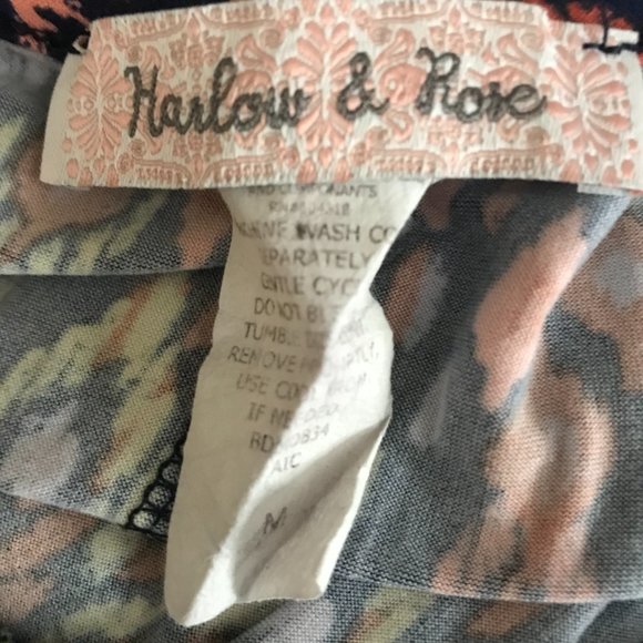 Harlow & Rose Navy Blue w/Multi-Color Abstract Pullover Tee Dress Medium - Picture 10 of 10